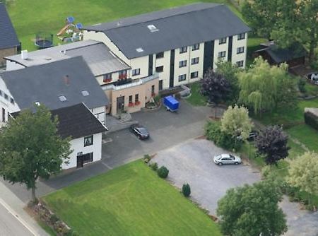 Hotel Zum Buchenberg 상트비스 외부 사진